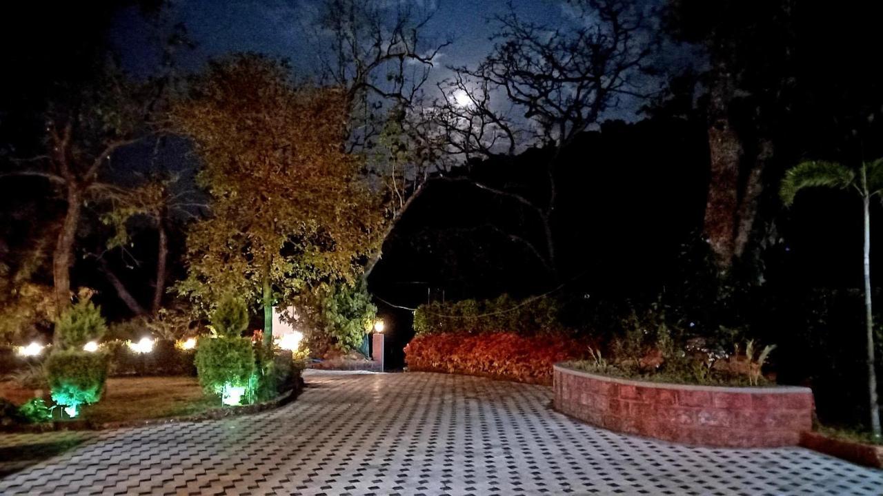 Serenity Resort Panhāla 외부 사진